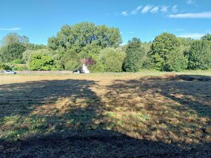 CHANCELADE Terrain plat et constructible 1700 m2