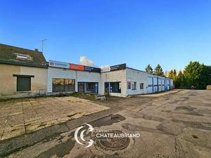 Vente Garage et parking à Bazouges-la-Pérouse (35560) : à vendre / 662m² Bazouges-la-Pérou