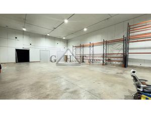 Entrepôt à louer 1 965 m² – Meaux (77100)