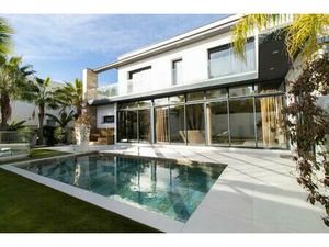 Villa prestigieuse T6 standing  piscine  garage  100m de la mèr  Cap d'Agde  Golf - Agde