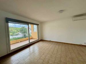 Appart F3 avec terrasse et garage individuel