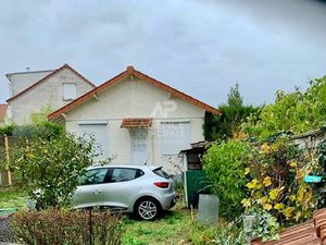 Maison Le Mesnil Le Roi - MAison a rénover