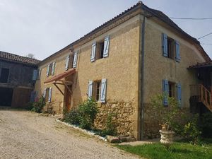 Grand domaine gersois entre Mirande et Marciac – maison gascon