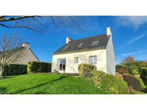 Jolie maison familiale avec jardin à Ploneis