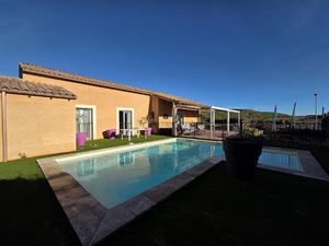 A Vendre - Villa T6 De 156M2 Avec Un Terrain De 1000M2 Et Une Piscine