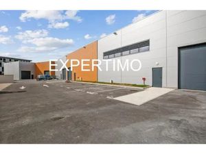 Location 3 cellules d'activité (300 à 1 317 m2) Parc neu