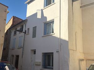 A vendre appartement 3 pièces avec balcon