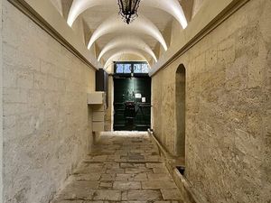 BEL APPARTEMENT T3 AU COEUR DE PEZENAS