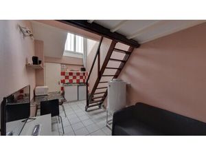 T1 bis avec mezzanine de couchage au 12 rue d'Ivry - 477€ Charges comprises