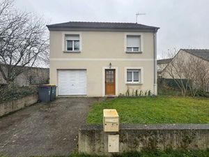 Vente maison 5 pièces 107 m² Villeneuve-Saint-Germain (02200)