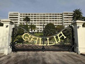 Vente appartement 2 pièces 46 m² Cannes (06400)