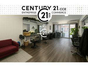 Vente commerce 28 m² Saint-Laurent-du-Var (06700)