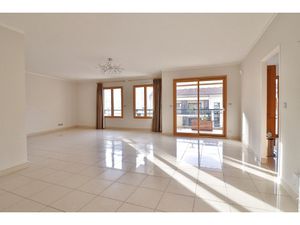 Achat Appartement 4 pièces 130m² CHARBONNIERES LES BAINS 69260