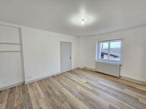 Location Maison 2 pièces 53m² ILLIAT 01140