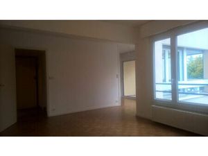 Location appartement 2 pièces 51 m² à Saint-Genis-Pouilly (01630)