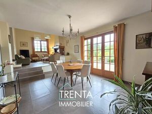 Annonce vente maison 7 pièces de 155m2 à Moirans (38430) - ParuVendu.fr ref 992783813192