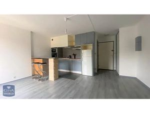 Appartement à louer 2 pièces 32.69 m² - Breuillet (91) - 649€