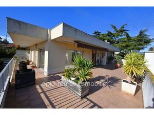 Appartement de 2 chambres de luxe en vente à Cannes  France