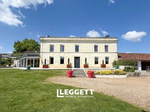 Maison 10 pièce(s)  COGNAC