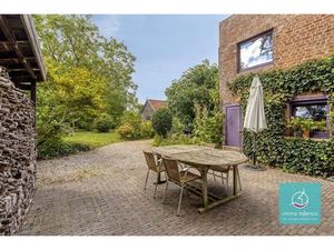 Eigendom met karakter - 4 slpks - rustige ligging