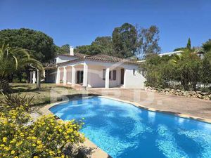 Villa de luxe à vendre à Saint-Raphaël : 970 000€ | 200m²