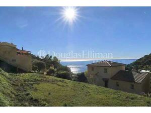 Terrain à vendre à Èze : 1 559 000€ | 1029m²