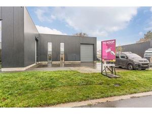 Industrieel gebouw  magazijn  opslagplaats.