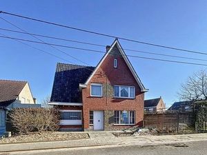 Karaktervolle alleenstaande woning met garage én tuin