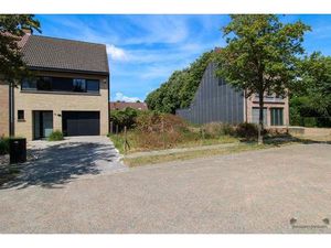 bouwgrond 540 m² (of 2 percelen van 270 m²)