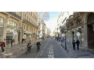 Location Local commercial 147m² AVIGNON 84000