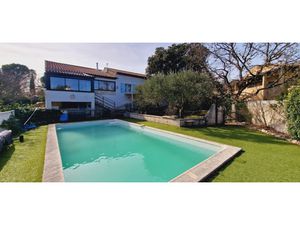 MAISON 5 Pièces avec magnifique vue sur le PIC ST LOUP