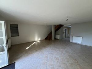 Vente maison 5 pièces 94 m² Saint-Pierre-de-Juillers (17400)