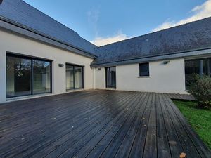 Location Maison 5 pièces 138m²