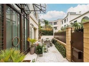 Maison à vendre 10 Pièces 411 m2 Neuilly-sur-Seine - 4 400 000 &#8364;