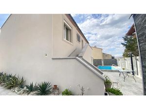 Vente villa 5 pièces 100 m² à Montady (34310)  285 000 €