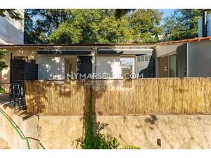 Rare Maison de ville au calme absolu avec grande terrasse !