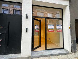 UNIEK POLYVALENT KANTOOR