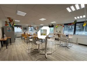 A LOUER  RARE SUR SECTEUR