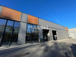 Local d'Activités récent à CHAPONOST - A LOUER - 167 m²