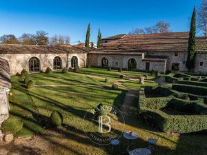 Aix En Provence Proche - Propriete De Prestige Pour Evenementiel - Salons De Receptions...