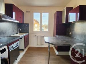 Appartement T3 à vendre - 4 pièces - 60 m2 - Cosne Cours Sur Loire - 58 - BOURGOGNE