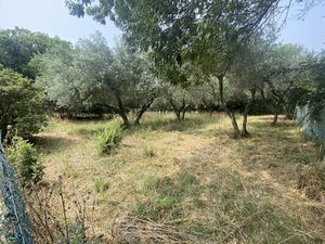 Vente terrain 680 m² Montignargues (30190)