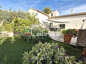 Vente maison 5 pièces 157 m² à Nimes (30000)  398 000 €