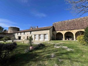Maison de 12 pièces de luxe en vente à Ansac-sur-Vienne  France