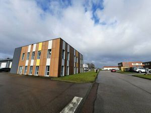 Achat Local Professionnel 146m² BOOS 76520