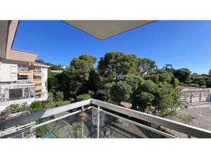Vente appartement 2 pièces 37 m² Nîmes (30900)