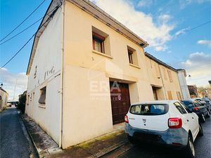 Vente maison 5 pièces 138 m² Bourg (33710)