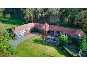 Vente maison 13 pièces 407 m² Chaum (31440)