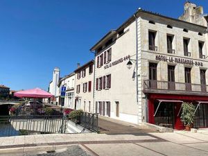 Maison de luxe en vente à Castres  Occitanie