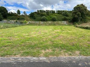 Terrain constructible viabilisé à vendre